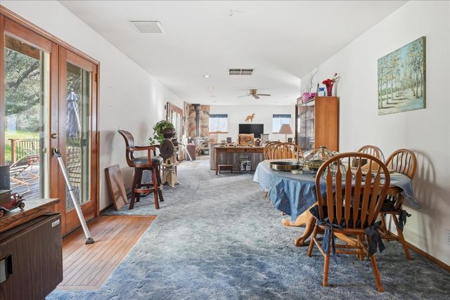 51590 Coyote Ridge Rd, Oakhurst, CA 93644