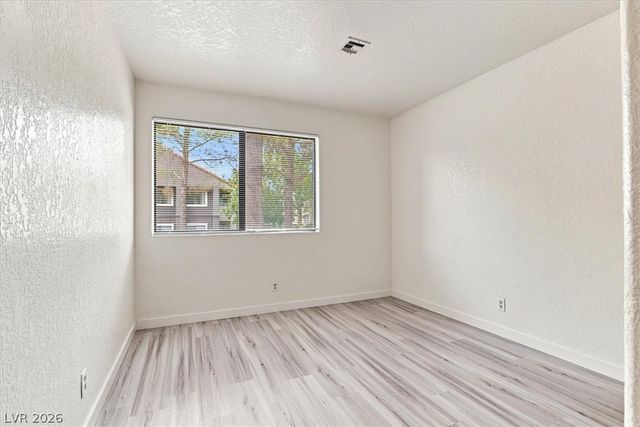 5042 South Rainbow Boulevard 101, Las Vegas, NV 89118