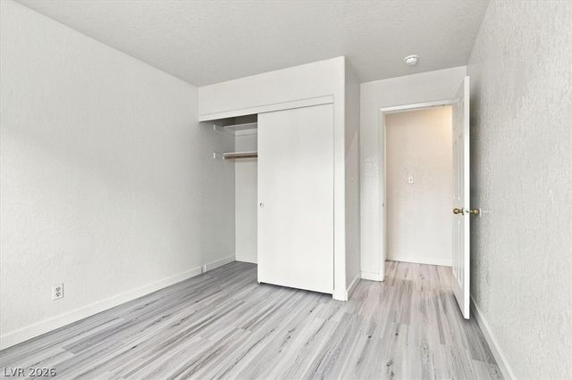 5042 South Rainbow Boulevard 101, Las Vegas, NV 89118