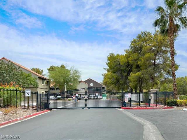 5042 South Rainbow Boulevard 101, Las Vegas, NV 89118