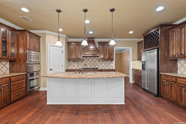 218 Corona, Alamo Heights, TX 78209