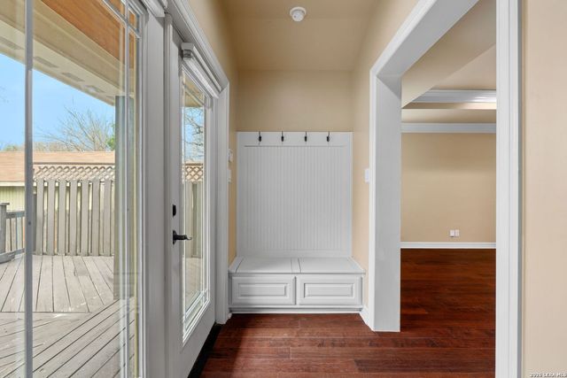 218 Corona, Alamo Heights, TX 78209