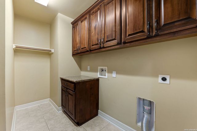 218 Corona, Alamo Heights, TX 78209