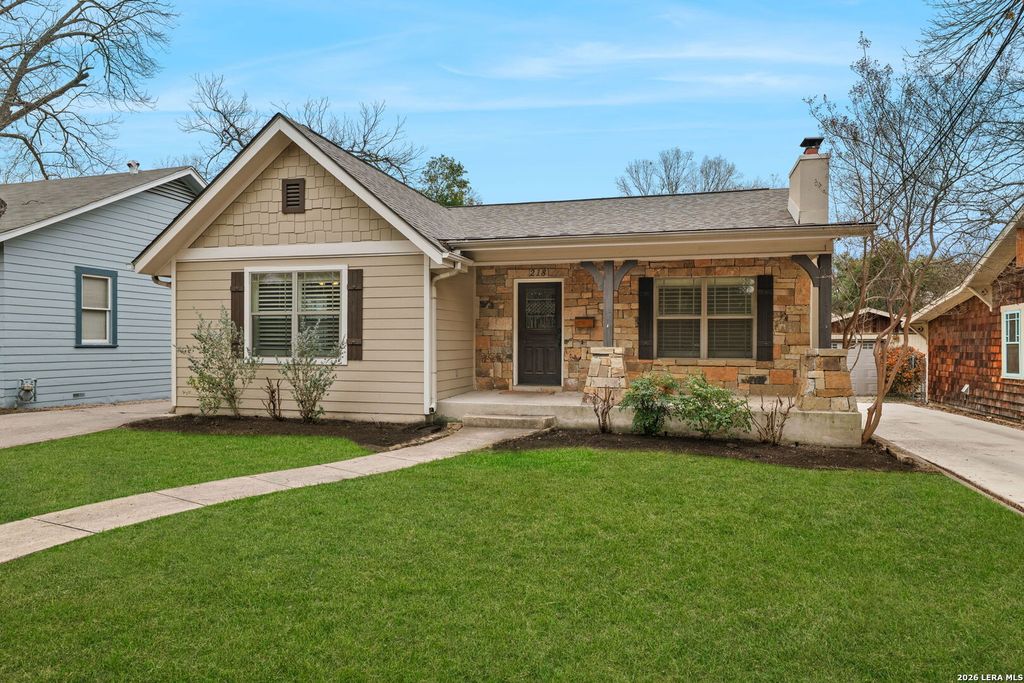 218 Corona, Alamo Heights, TX 78209