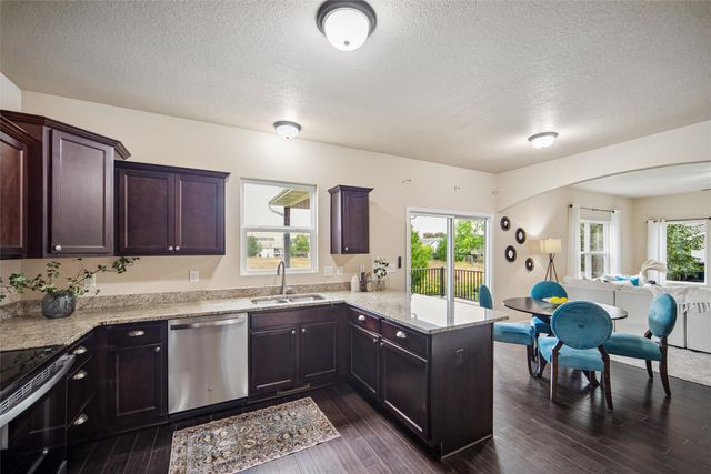145 SE Dillon Drive, Waukee, IA 50263