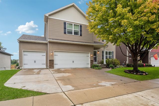 145 SE Dillon Drive, Waukee, IA 50263