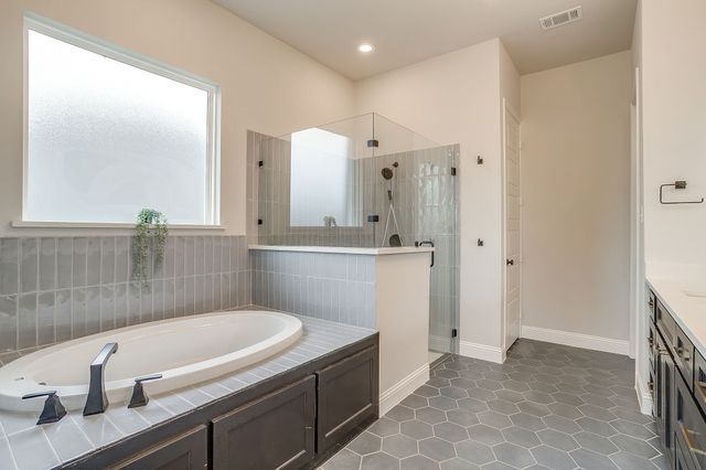 14325 Walsh Avenue, Fort Worth, TX 76008