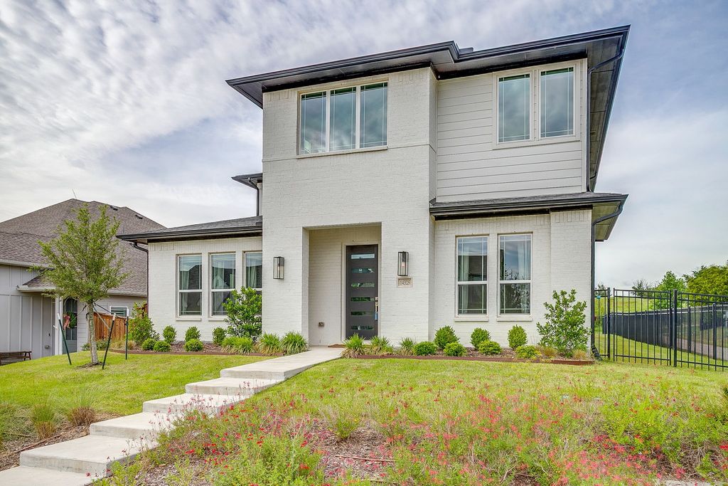 14325 Walsh Avenue, Fort Worth, TX 76008