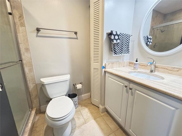 4364 OUTRIGGER LANE, Tampa, FL 33615
