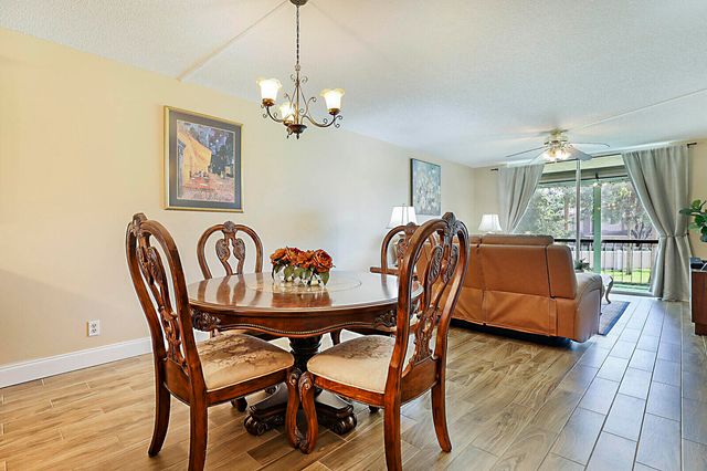 2541 Aragon Boulevard 202, Sunrise, FL 33322