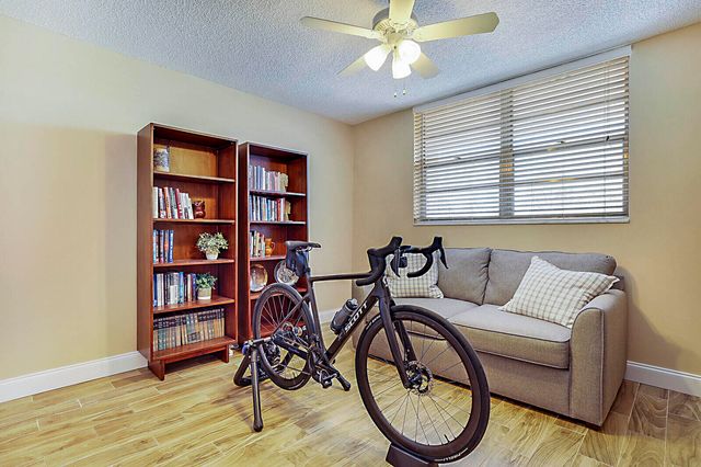 2541 Aragon Boulevard 202, Sunrise, FL 33322