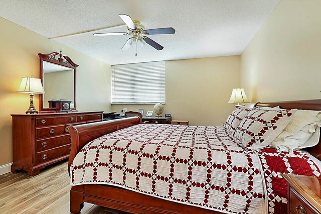 2541 Aragon Boulevard 202, Sunrise, FL 33322