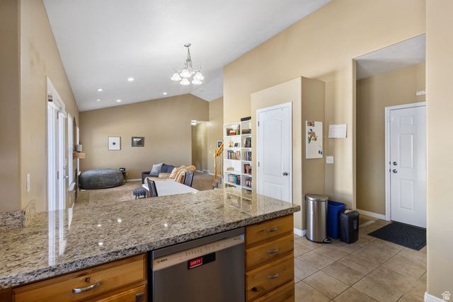 2482 W ADELAIDE DR, Riverton, UT 84065