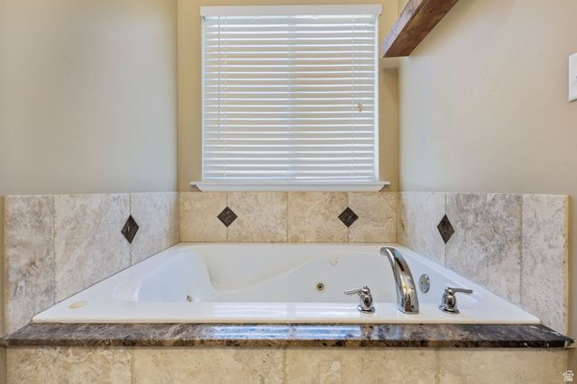 2482 W ADELAIDE DR, Riverton, UT 84065
