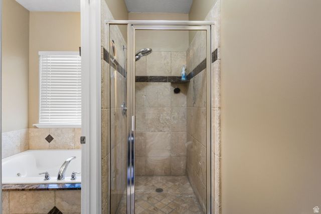 2482 W ADELAIDE DR, Riverton, UT 84065