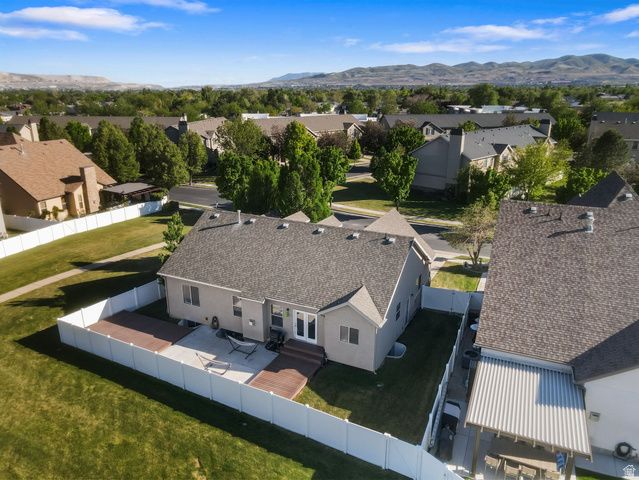 2482 W ADELAIDE DR, Riverton, UT 84065