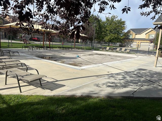 2482 W ADELAIDE DR, Riverton, UT 84065