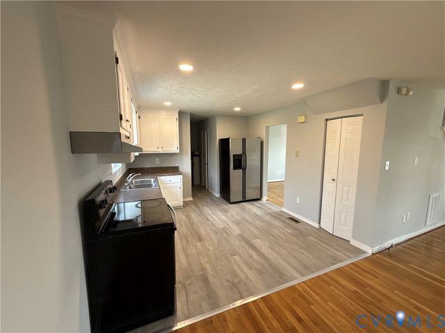 971 Yates Ct, Henrico, VA 23223