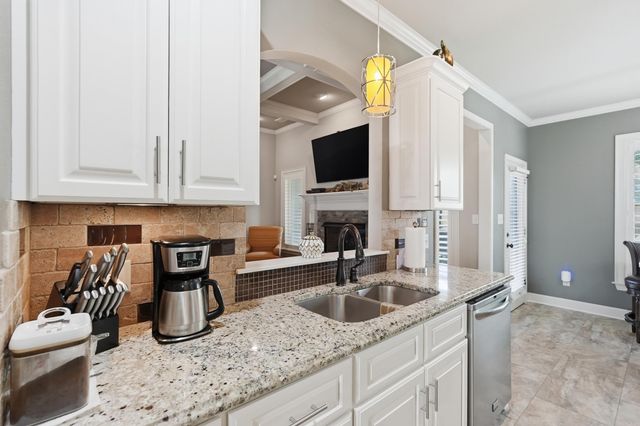 3221 Robbins Drive, Bryant, AR 72022