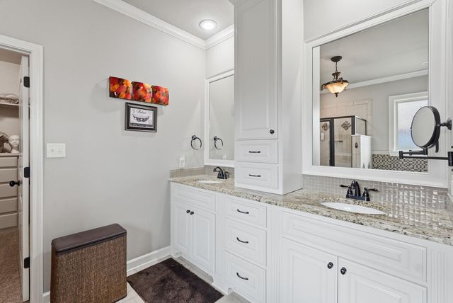 3221 Robbins Drive, Bryant, AR 72022