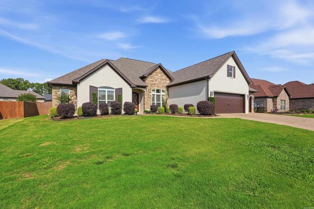 3221 Robbins Drive, Bryant, AR 72022