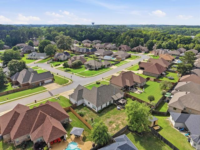 3221 Robbins Drive, Bryant, AR 72022