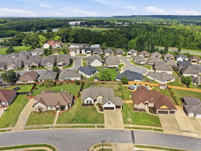 3221 Robbins Drive, Bryant, AR 72022