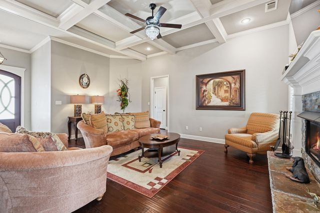3221 Robbins Drive, Bryant, AR 72022