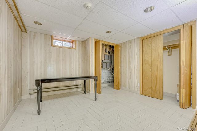 4 Hilltop Place, Monsey, NY 10952