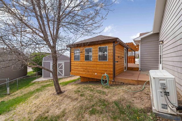 4873 JOHNSTON DR, Rapid City, SD 57703