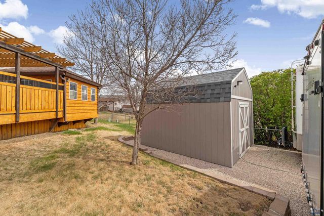 4873 JOHNSTON DR, Rapid City, SD 57703