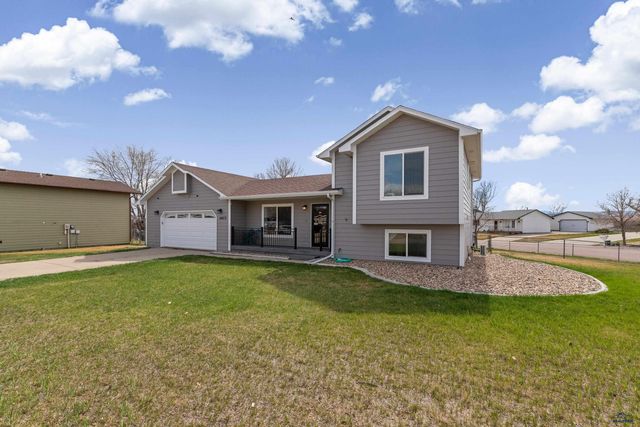 4873 JOHNSTON DR, Rapid City, SD 57703