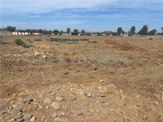 35 Beeler Road, Winchester, CA 92596