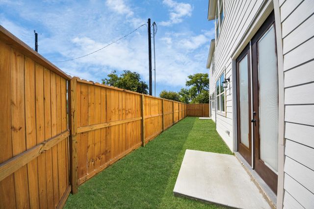 4129 E Toliver Street, Houston, TX 77016