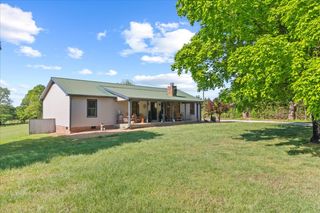 1802 Groveland Ridge Rd, Columbia, TN 38401