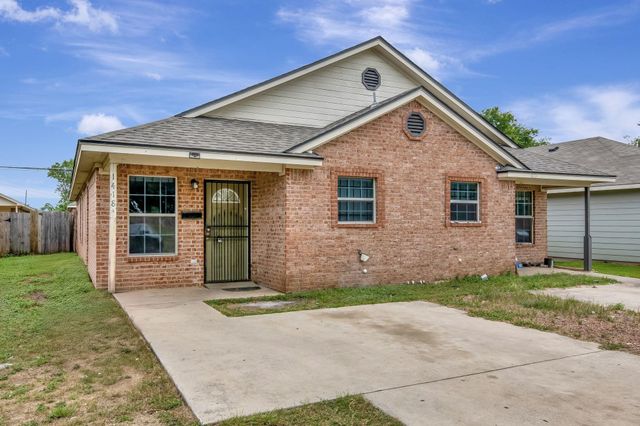 1418 Mulkey Street, Fort Worth, TX 76104