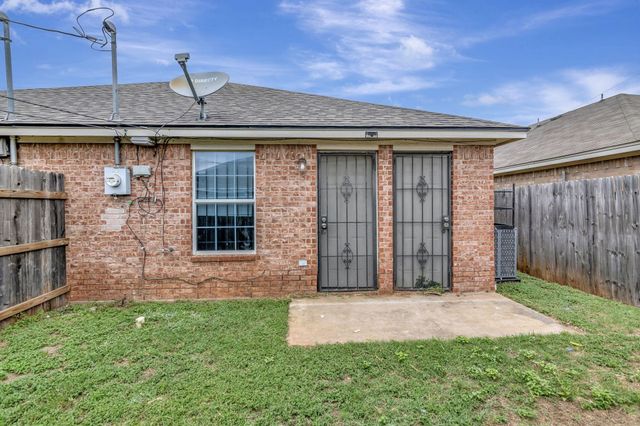 1418 Mulkey Street, Fort Worth, TX 76104