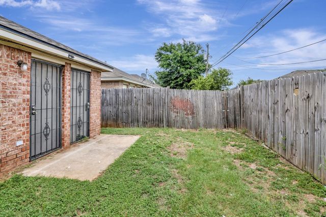 1418 Mulkey Street, Fort Worth, TX 76104