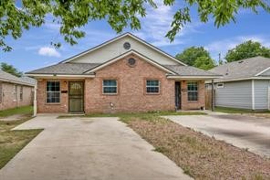 1418 Mulkey Street, Fort Worth, TX 76104