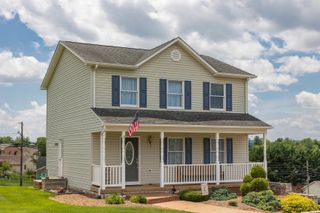 302 MEYERS CT, Broadway, VA 22815