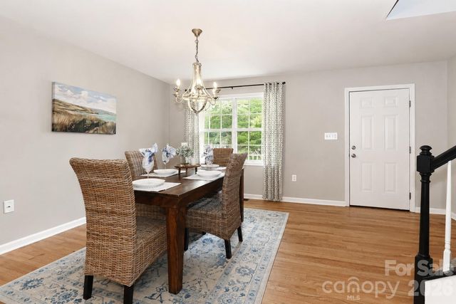7371 Summit Drive, Denver, NC 28037