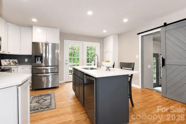 7371 Summit Drive, Denver, NC 28037