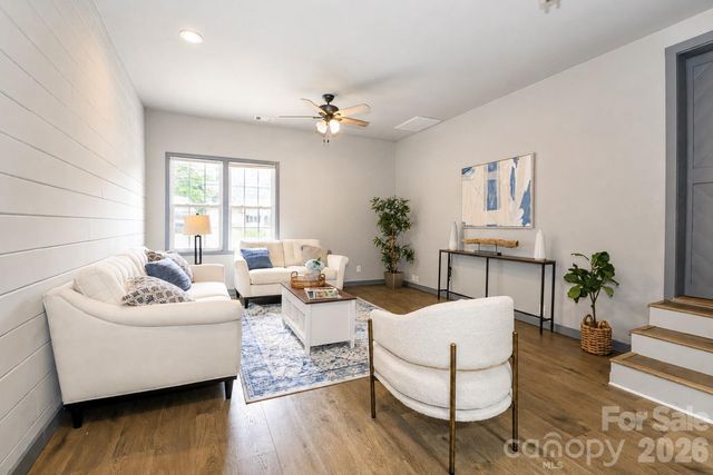 7371 Summit Drive, Denver, NC 28037