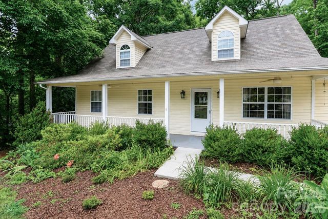 7371 Summit Drive, Denver, NC 28037