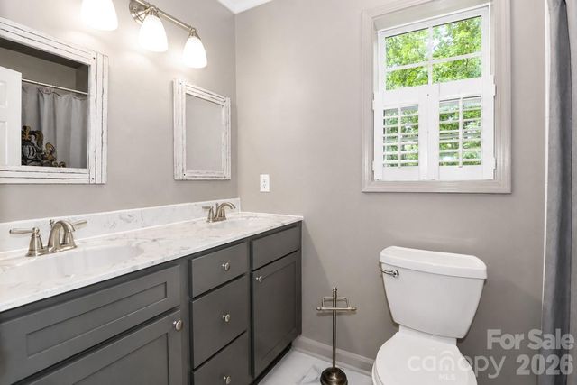 7371 Summit Drive, Denver, NC 28037