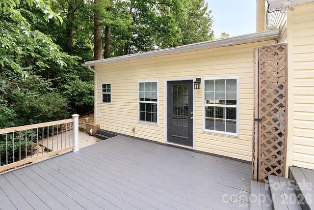 7371 Summit Drive, Denver, NC 28037