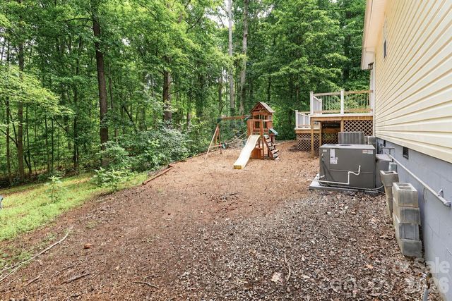 7371 Summit Drive, Denver, NC 28037