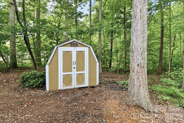 7371 Summit Drive, Denver, NC 28037