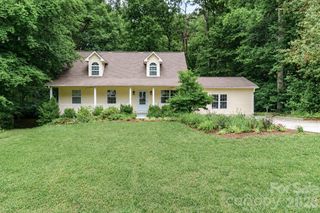 7371 Summit Drive, Denver, NC 28037