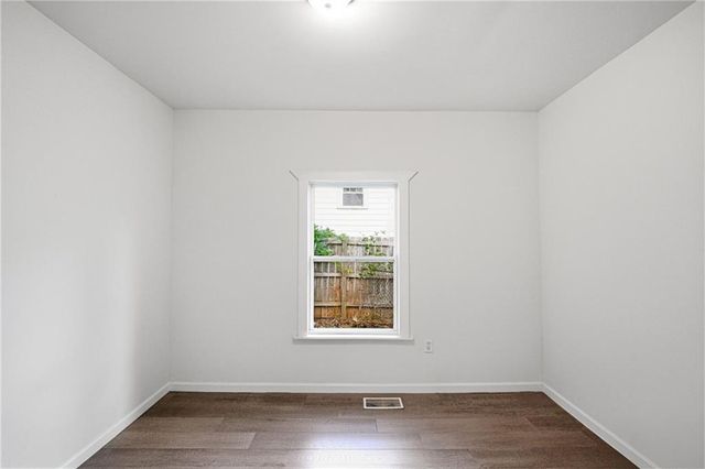 1233 Oakland Drive SW, Atlanta, GA 30310